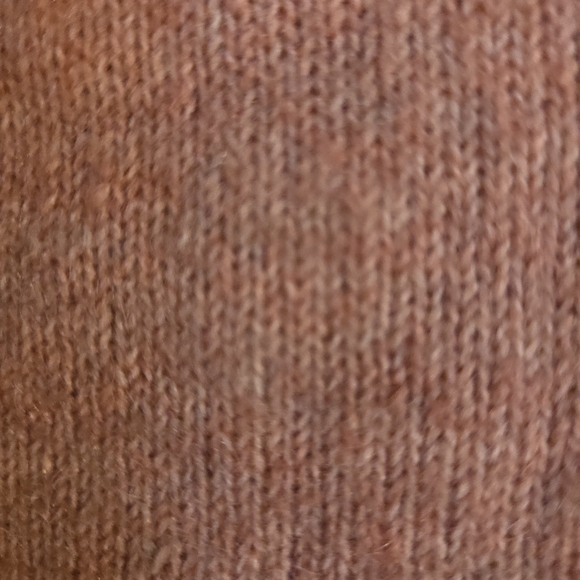 🆕️ NWT LC Lauren Conrad Dusty Rose V-Neck Sweater - Picture 4 of 4